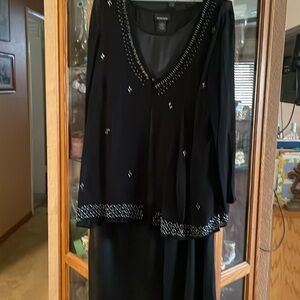 Avenue. Black Pants Suit 14/16 sheer overlay